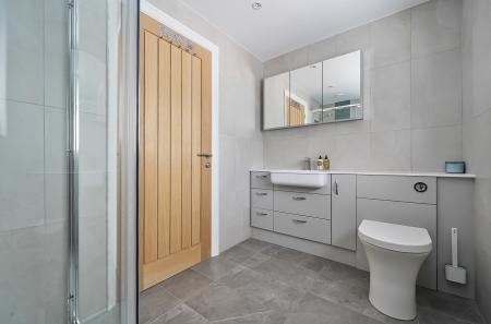 1305417-34-684c43...