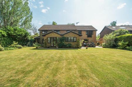 1305417-5-684c395...