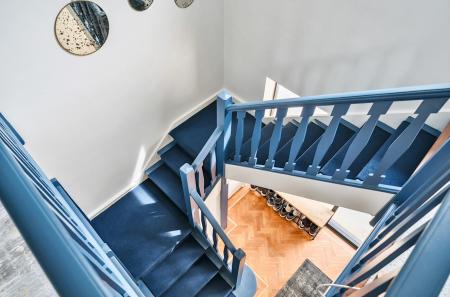 1310935-31-685c45...