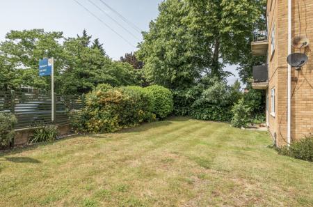 1304262-5-6840860...