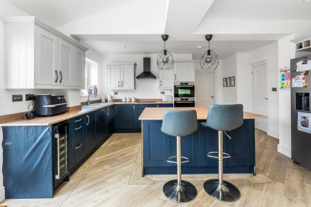 Breakfast Bar