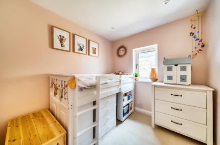 1294205-21-682b75...