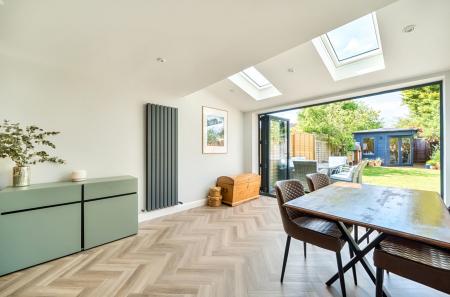 1294205-36-682b75...