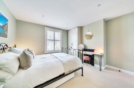 1294205-14-682b75...