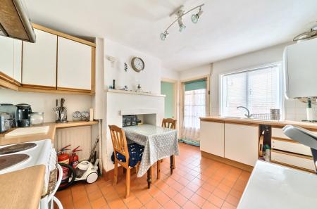 1294219-10-682645...