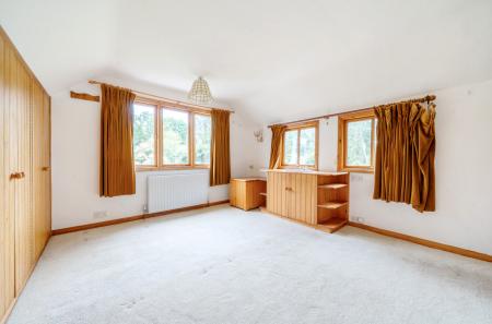 1295112-6-6826406...