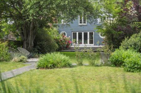 1296782-8-682f68b...