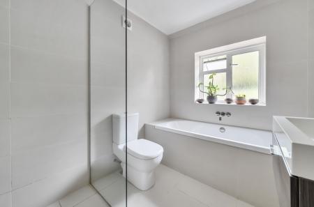 1296782-43-682f6a...