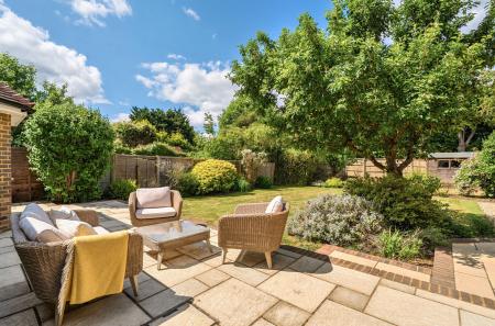 1301440-10-683d7b...