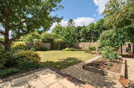 1301440-6-683d7b6...