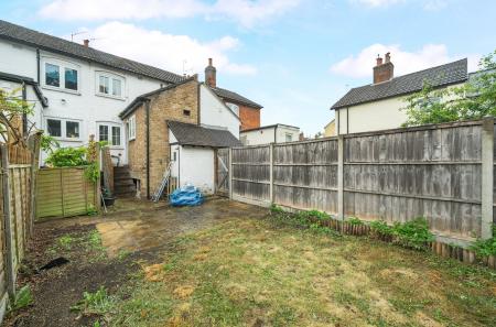 1302952-4-683ed16...