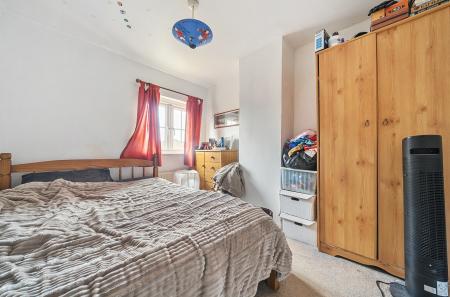 1302952-15-683ed2...