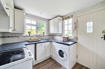 1307144-20-684ac6...