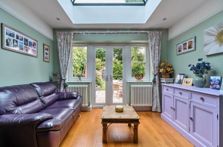 18-1303827-18-684...