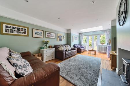 19-1303827-19-684...