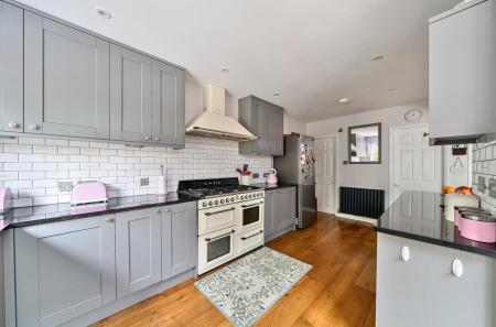 11-1303827-11-684...