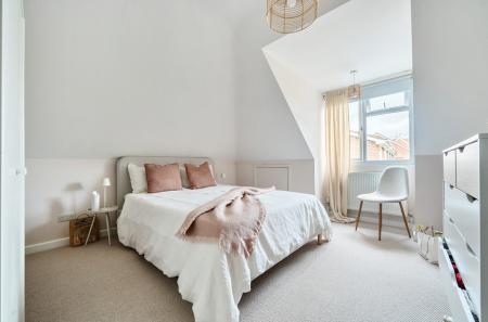 1300680-19-684836...