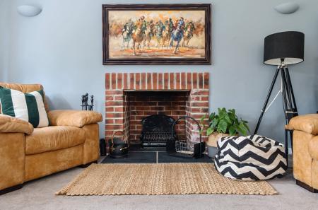 1300680-12-684835...