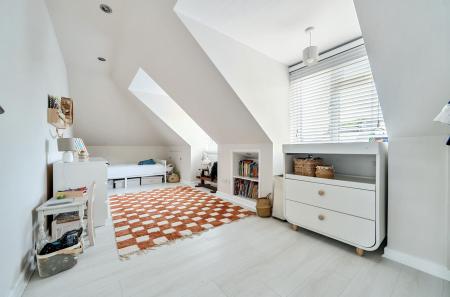 1300680-17-684836...