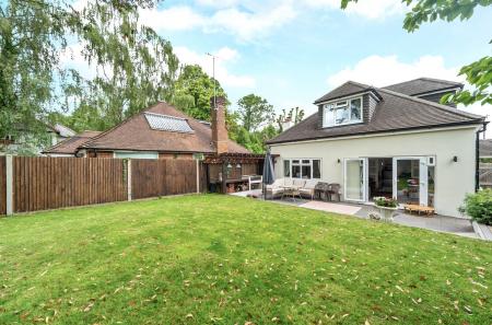 1300680-4-6848337...