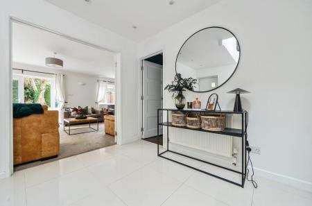 1300680-13-684835...