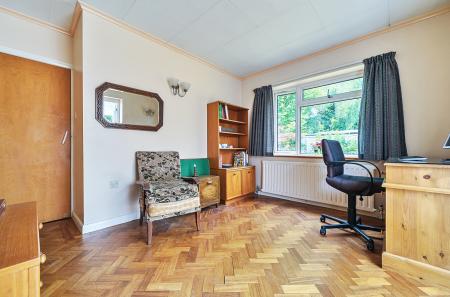 1304483-21-6846e5...