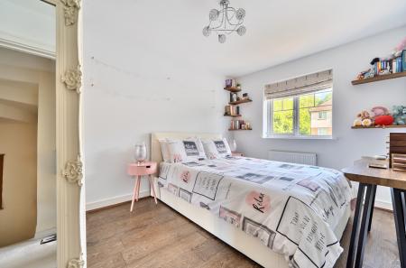 1315599-13-6866bf...