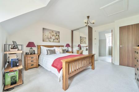 1315599-6-6866be8...