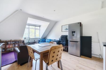 1320501-11-686d45...