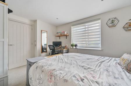 1326468-15-687e37...