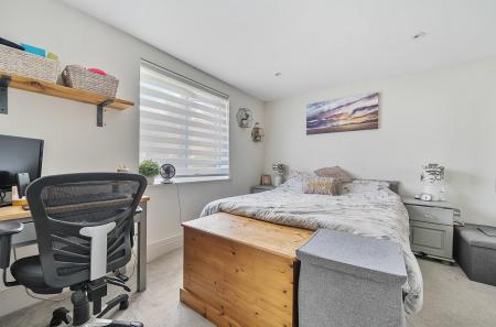 1326468-16-687e37...