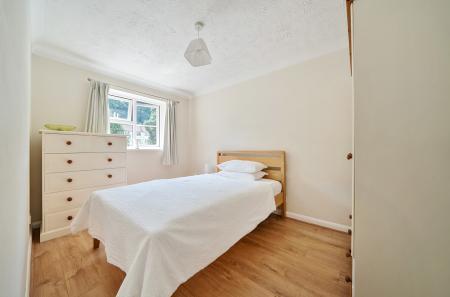 1313306-15-687a5b...