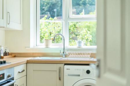 1313306-16-687a5c...