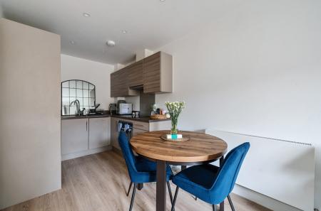 1330912-14-68837b...