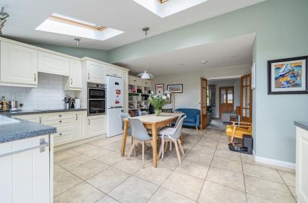 1325031-24-687e2b...