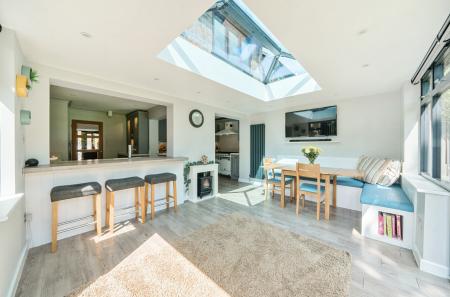 1326489-17-687a35...