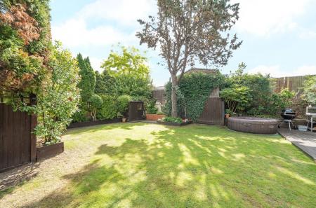 1326489-32-687a95...