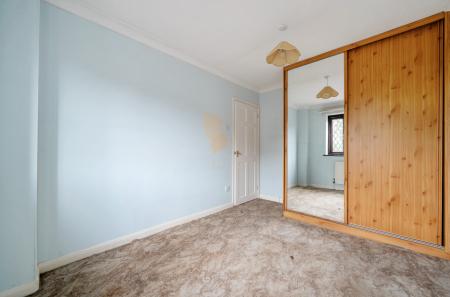 1332124-18-688b4b...