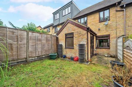 1332124-4-688b489...