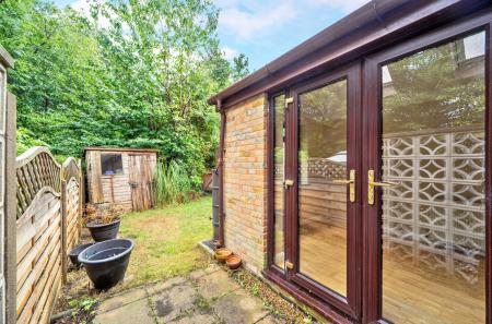 1332124-5-688b48b...