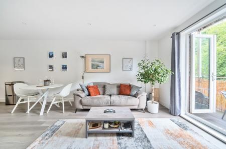 1333573-11-6891f0...