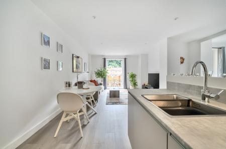 1333573-7-6891eab...