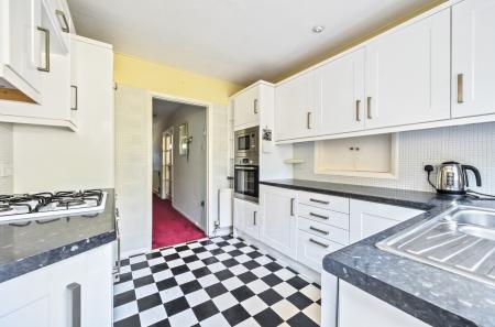 1332892-8-689a056...