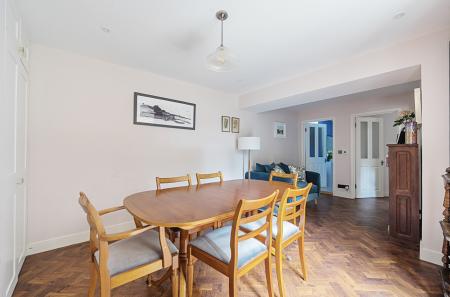 1339655-16-68a35a...