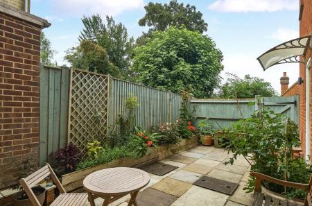 1339655-5-68a332e...