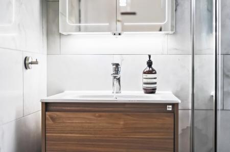 1341948-16-68a835...