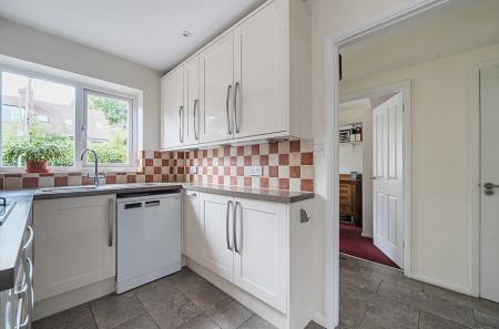 1340133-10-68a735...