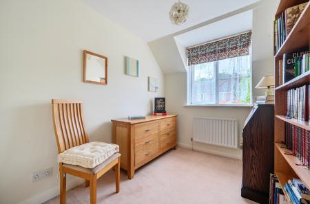 1335817-27-68a6e8...