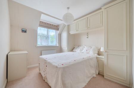 1335817-25-68a6e8...