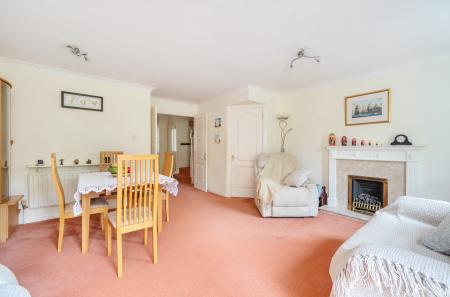 1335817-11-68a6e2...